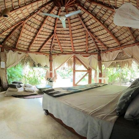 Отель Dream Glamping Jungle Bohio Лас Терренас Экстерьер фото